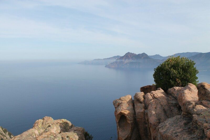 Où se situe Porto en Corse ?